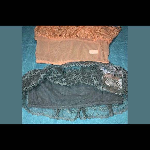 Women’s size XL set of two Flouncey Bandeaus , NWT - Picture 7 of 8